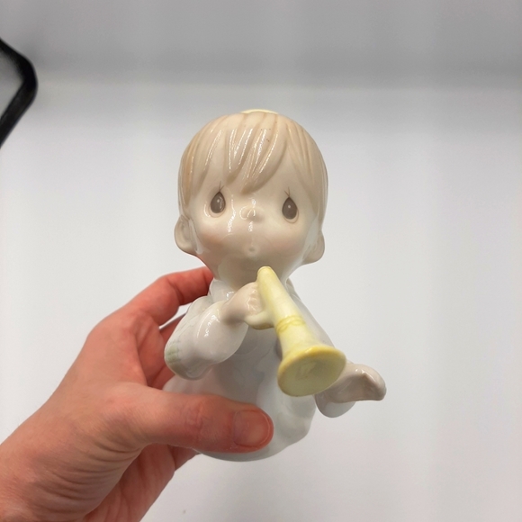 Tree Topper Precious Moments Angel - Picture 7 of 10